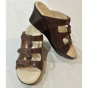 SAS Ginger Women Hickory Brown Leather Wedge Sandal Strappy 7 M Comfort Summer A
